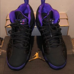 Nike air Jordan’s jumpman team ll